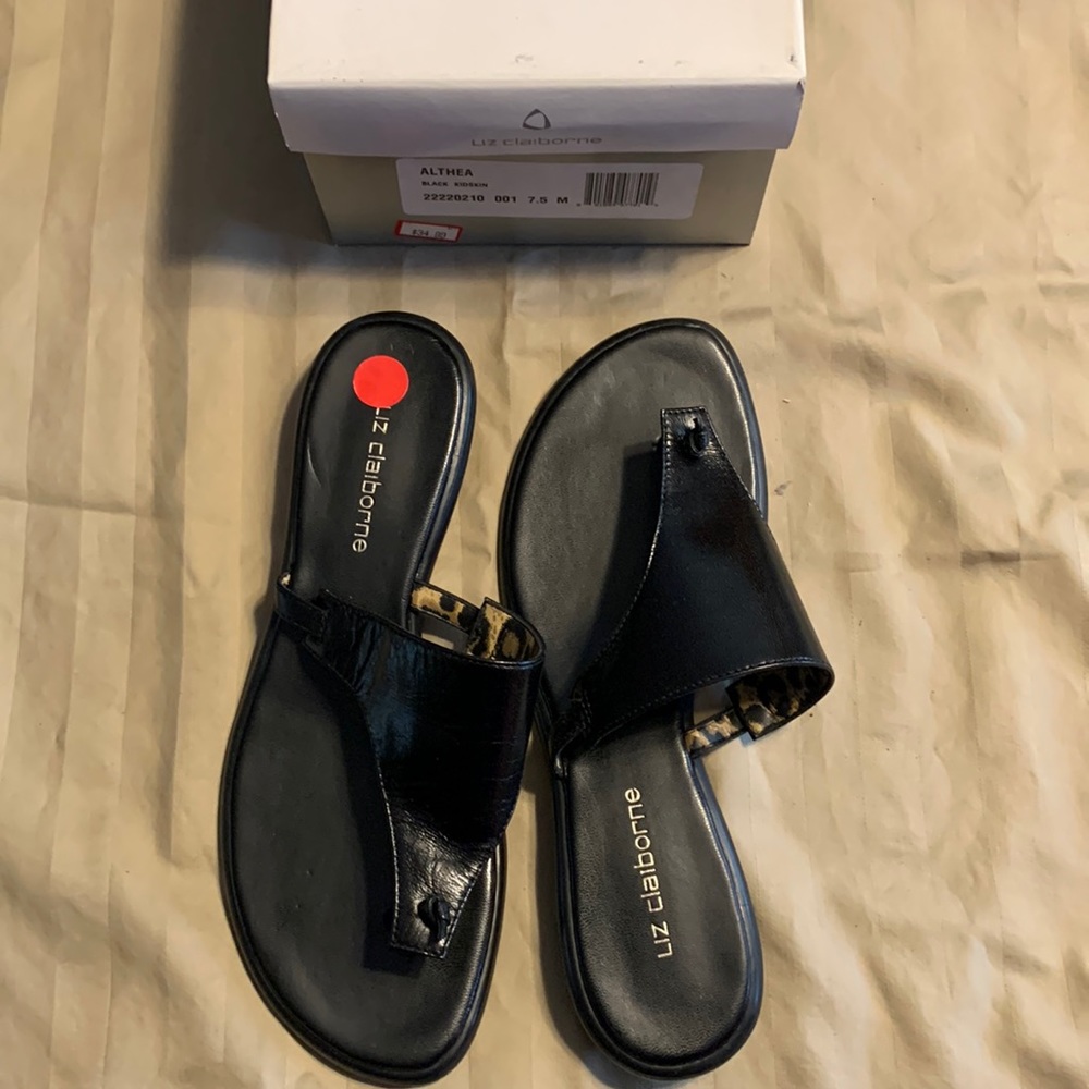 Liz Claiborne Black Sandals NWT